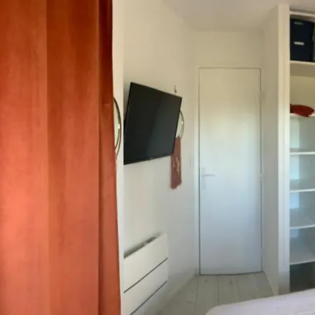 Apartment Coup De Coeur ,Parc Aquatique Piscine Chauffee,Appartement Pour 4 Personnes En Rez De Jardin *