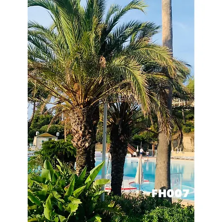 Coup De Coeur ,Parc Aquatique Piscine Chauffee,Appartement Pour 4 Personnes En Rez De Jardin *