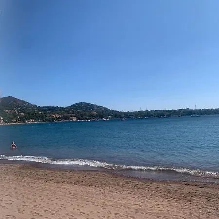 Village Cap Esterel Pierre Et En Rez De Jardin Vue -plages -parcs Aquatique - Animations -5 Piscines Dont Chauffee Au 01-novembre -parking -climatisation -formule Club * Saint-Raphaël