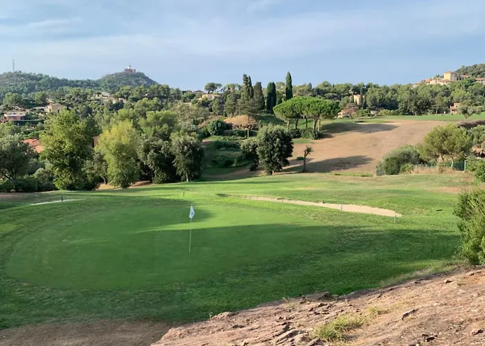 Village Cap Esterel Pierre Et En Rez De Jardin Vue -plages -5 Piscines Dont Chauffee Du 04 Avril Au 02 Novembre