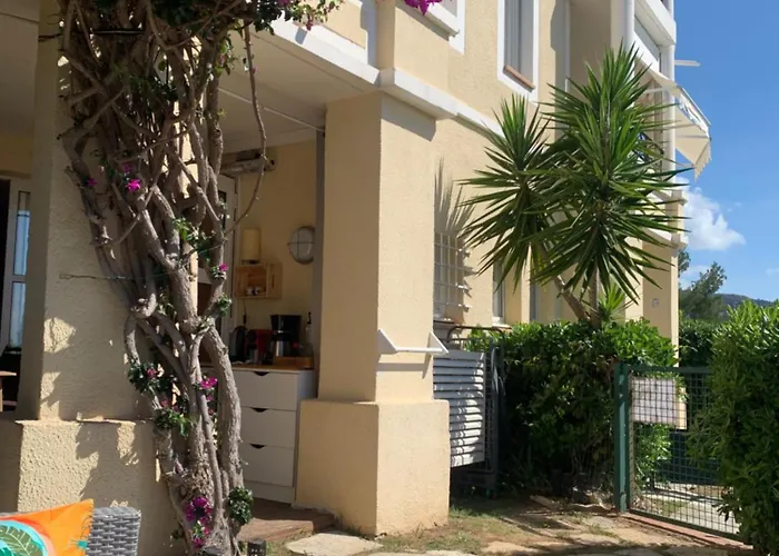 Village Cap Esterel Pierre Et En Rez De Jardin Vue -plages -5 Piscines Dont Chauffee Du 04 Avril Au 02 Novembre Апартаменты Сен-Рафаэль